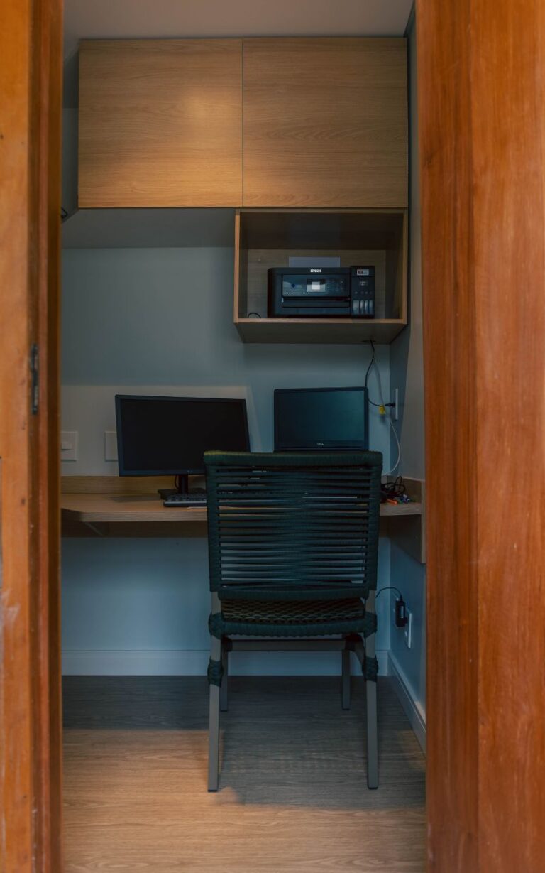 APE EM - Escritório - Condomínio Bela Morada - Valparaíso de Goiás - Vilaromo Arquitetos - Brasília - DF